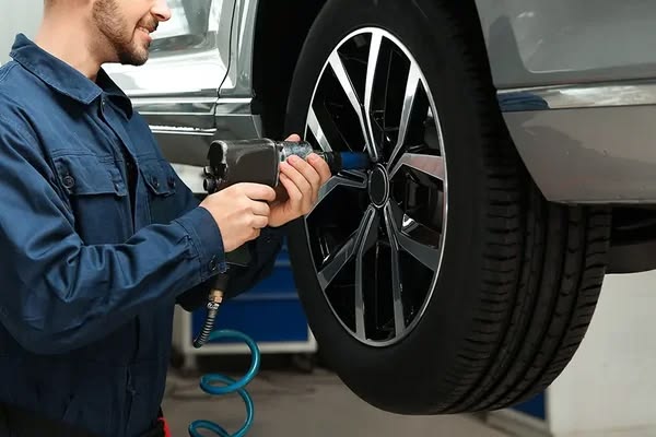Fast and reliable mobile tyre fitting specialists